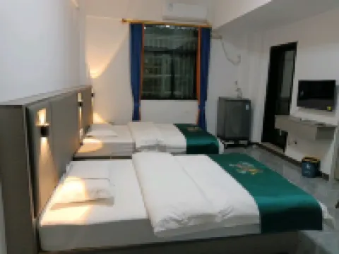 Minghao Elevator Apartment