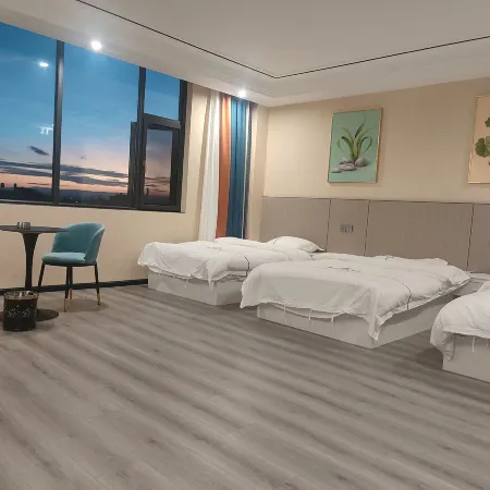 Fuxing Business Hotel