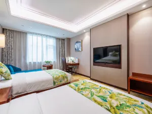Asia Europe Hotel (Lan Da Er Yuan Branch, Xiguan Metro Station)