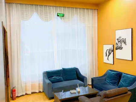 Deyang Mingjia Chinese Inn Отели рядом с достопримечательностью «Xiaoquan Ancient Town»