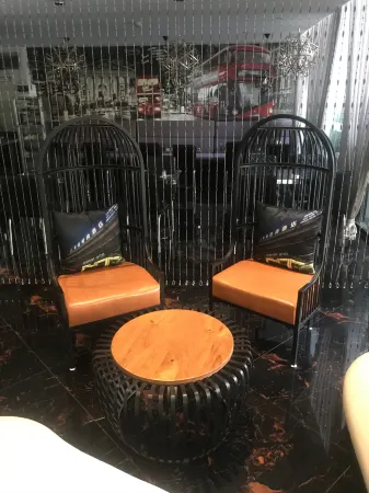 Elong Migao Fashion Hostel