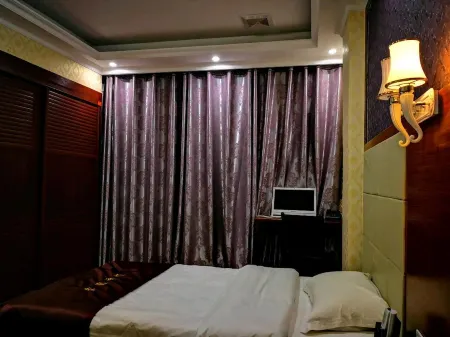 Hotels along the river