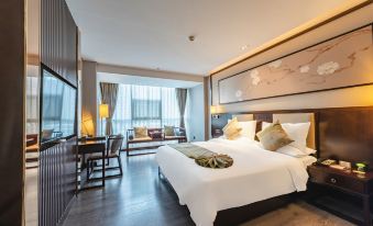 Huawen International Hotel