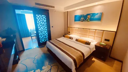 Bin Hu  Medicinal Cuisine Grand Hotel Отели в г. Цичунь