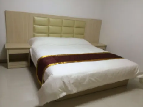 Yuzhong Daxibei Board Market Hotel