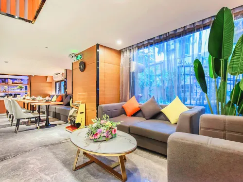 Borrman Hotel (Xiaobei Branch Yuexiu Park Memorial Hall, Guangzhou Railway Station) Photos