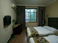Kam Ping Hongyun Hotel Hotel di Jinping