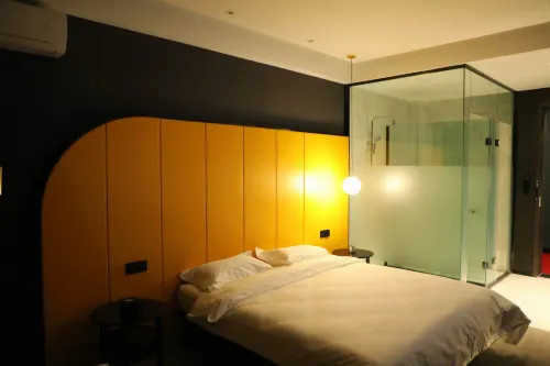 Linfen Role Art Hotel