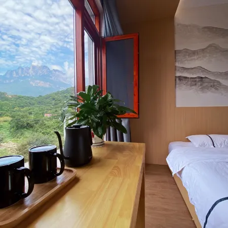 Tsing Land Hotel