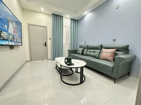 Lichuan Yuchen Homestay Отели в г. Личуань