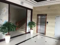 Changning Xinyuan Business Hotel