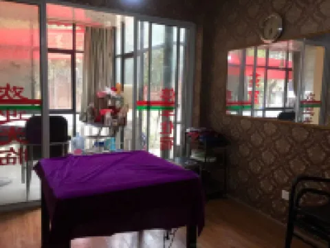 富民品臣賓館