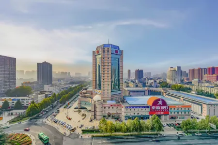 Glory Hotel Отели рядом с достопримечательностью «Henan Xinhua Computer College»