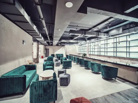 The Ananas Hotel (Beichen Expo Garden) Отели рядом с достопримечательностью «Jindian Park»