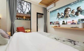 Qujingjian Garden Hotel