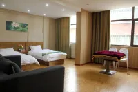 Zhoukou Heyuan Hotel Hotels near Longhuguojiashidi Park