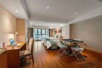 Qiansu Ruijin Sky Cinema Hotel (Guanshan Lake Financial City Branch)
