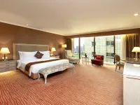 珠海萬悅ホテル（拱北口岸高速鉄道駅） 珠海拱北出入国管理所周辺のホテル