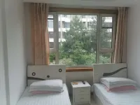 Yichun Xinxin Fashion Inn
