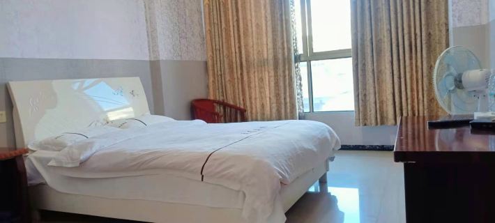 Qinglong Hongtai Hotel Hotel a Qinglong