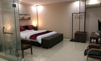 Sheyang Haihe Business Hotel