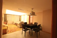 Vienna Hotel (Yizhang)