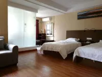 Yijia Business Hotel