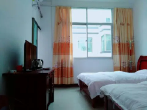 Huirong farmhouse Hotels near Peitian Ancient Village