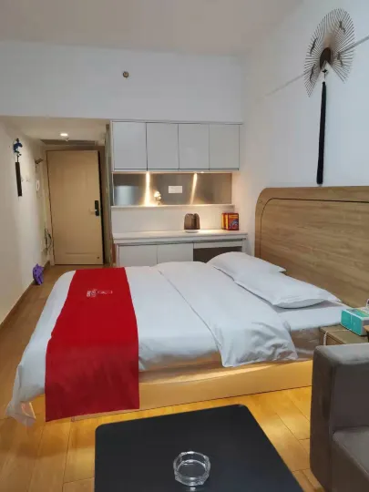 Zhiling Apartment