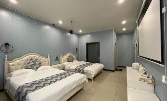 Heyi Business Hotel (Anshun Railway Station)