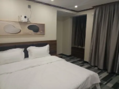 Xijin Scan Code Apartment