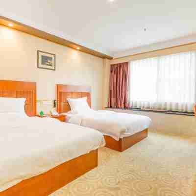 Zuiranju Holiday Hotel Rooms