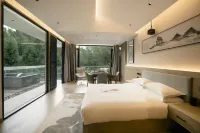 Yibin Bamboo Sea Renjoy Hotel Hotels in Changning