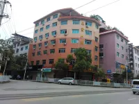 Huangping Feiyun Hotel Отели рядом с достопримечательностью «Четырехпикн Площадь»
