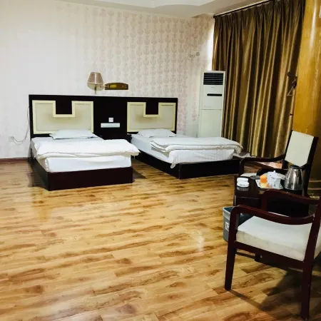 Mengzi Tianshili Hotel