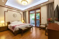 Floral Hotel·No.1 Hotel Tiny West Lake Hotels in Jianshi County
