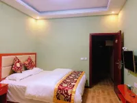 Xuanhan Qingyun Hotel Hotels near Bashan Grand Canyon Luopan Peak