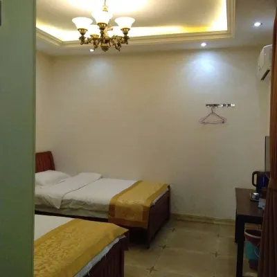 Mingyuelou Business Hotel