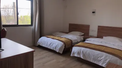Zhongxiang Dingtaifeng Hotel Hotels near Huiyuan Valley Agricultural Park