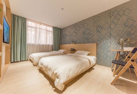 2. 치앙지 호텔 상..