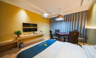 Chengcheng Jindu Business Hotel