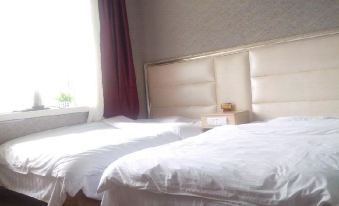 Holiday Hotel Tongjiang Harbour