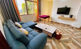 Zhanjiang Qihong Apartment
