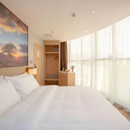 Vienna Hotel (Xinxing South Station Yanjiang South Road)