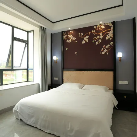 Xiangyuan Hotel (Huichang Lingang Park)