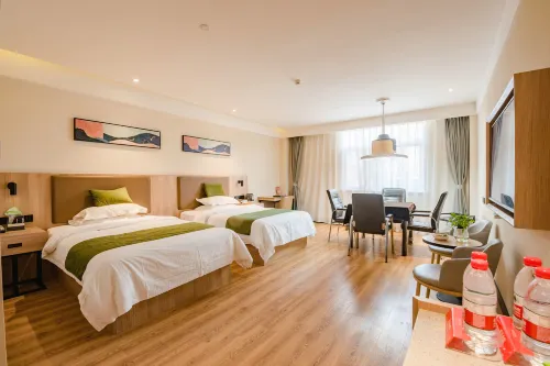 GreenTree Inn Zhixuan Hotel (Guoyang Zhonghai International) - 2-Star