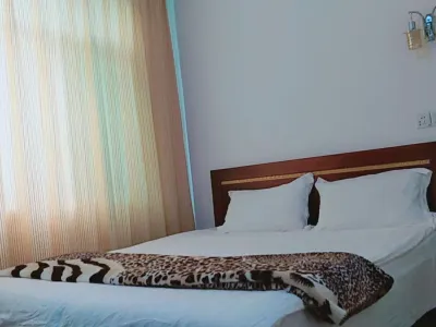 Kaihua New Life Hotel Hotels near Taihuishan