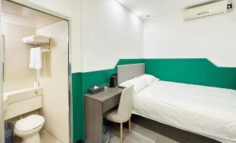 Hotel Apartment (Shanghai National Convention and Exhibition Center Jiangqiao Old Street Branch)