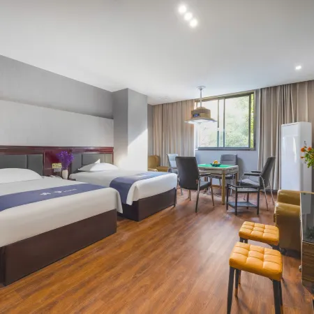 Yunmeng Hotel