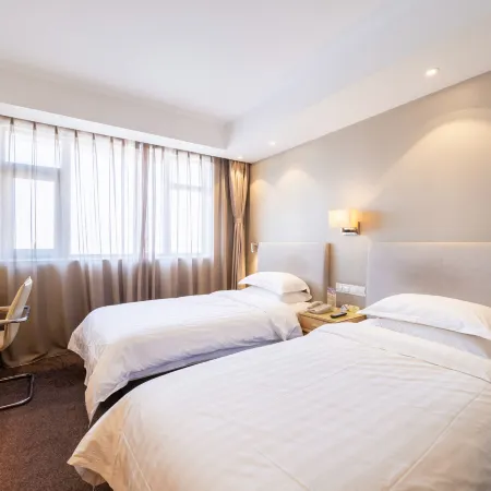 New Dynasty Hotel(Kaifeng Qingming Riverside Landscape Garden)